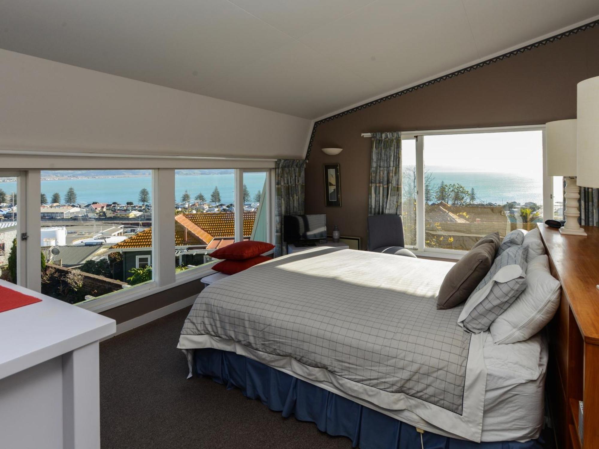 Jacaranda Lodge - Napier Hill Holiday Home Esterno foto